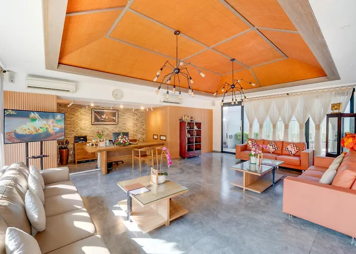 Jerami & Seminyak (Bali)
